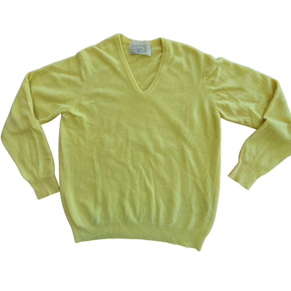Cashmere Sweater, Braemar, V neck long sleeve, men's 40 UK/ Lg US